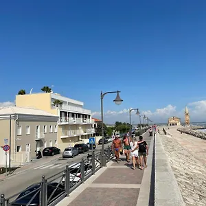 villa-amare.hotelinveneto.com/